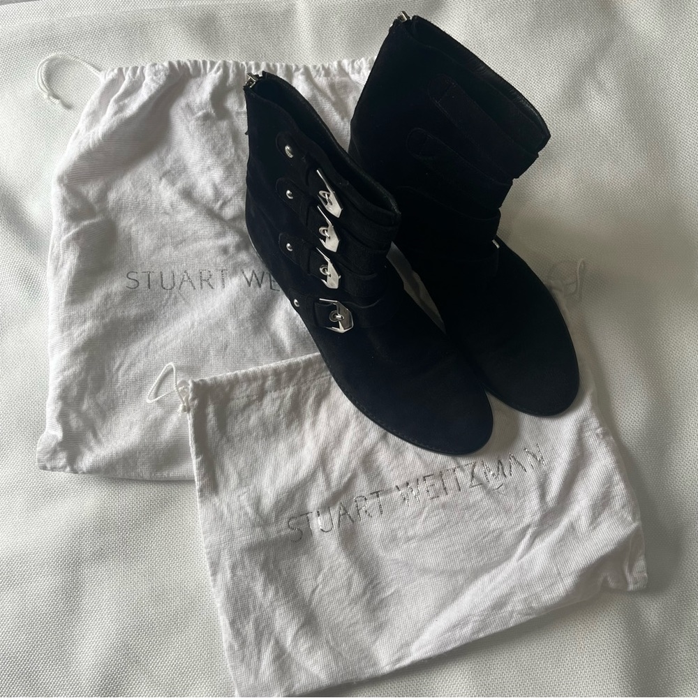 Stuart Weitzman Jitterbug Suede Moto Boot Black 7… - image 2